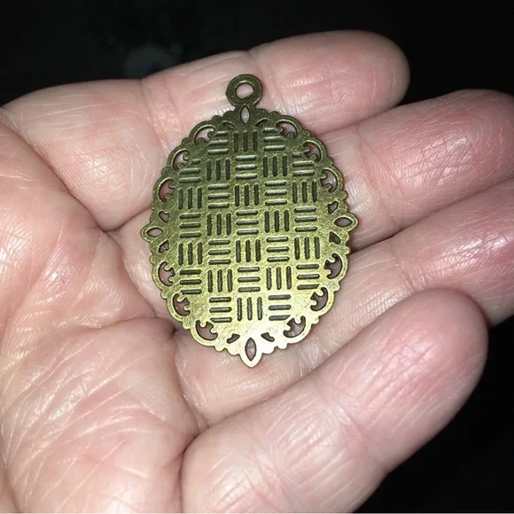 hand painted One Of Kind Gold And Purple Passion Pendant Artisan Oval - Picture 3 of 3